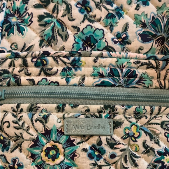 Vera Bradley Aqua Floral Quilted Tote Zip Top Hipster NWT Cloud Vine - Picture 4 of 6